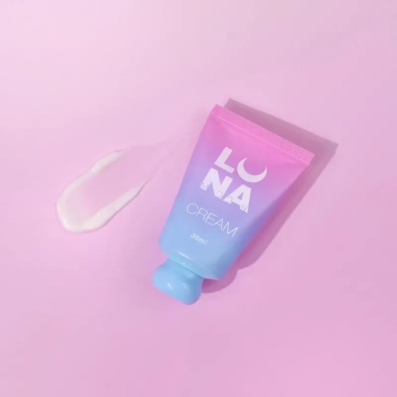 LUNAMOON - Krema za ruke Strawberry Dessert, 30 ml
